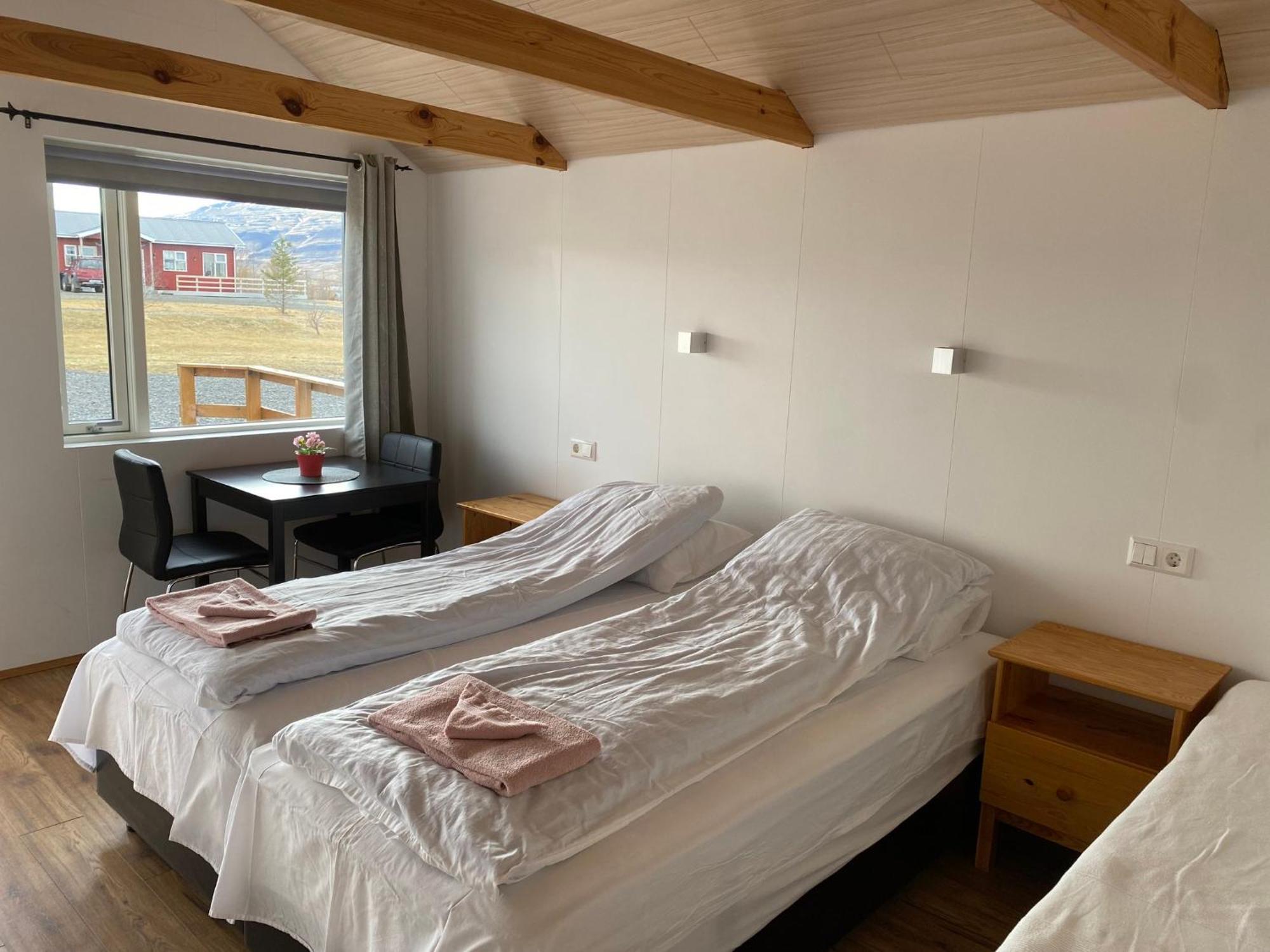 Bakkafloet Guesthouse Varmahlid  Buitenkant foto