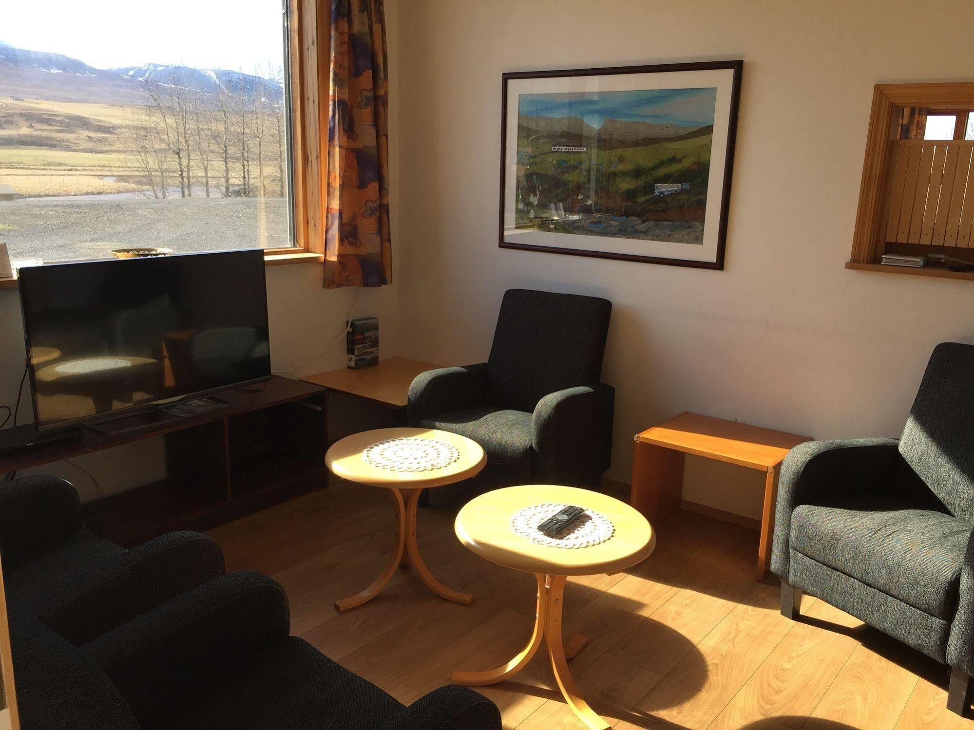 Bakkafloet Guesthouse Varmahlid  Buitenkant foto